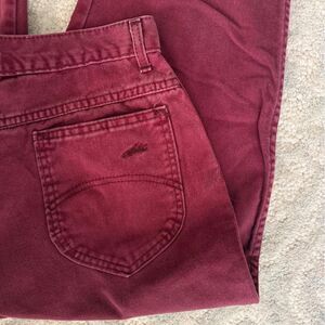 Chic Women's Burgundy Mom Jeans